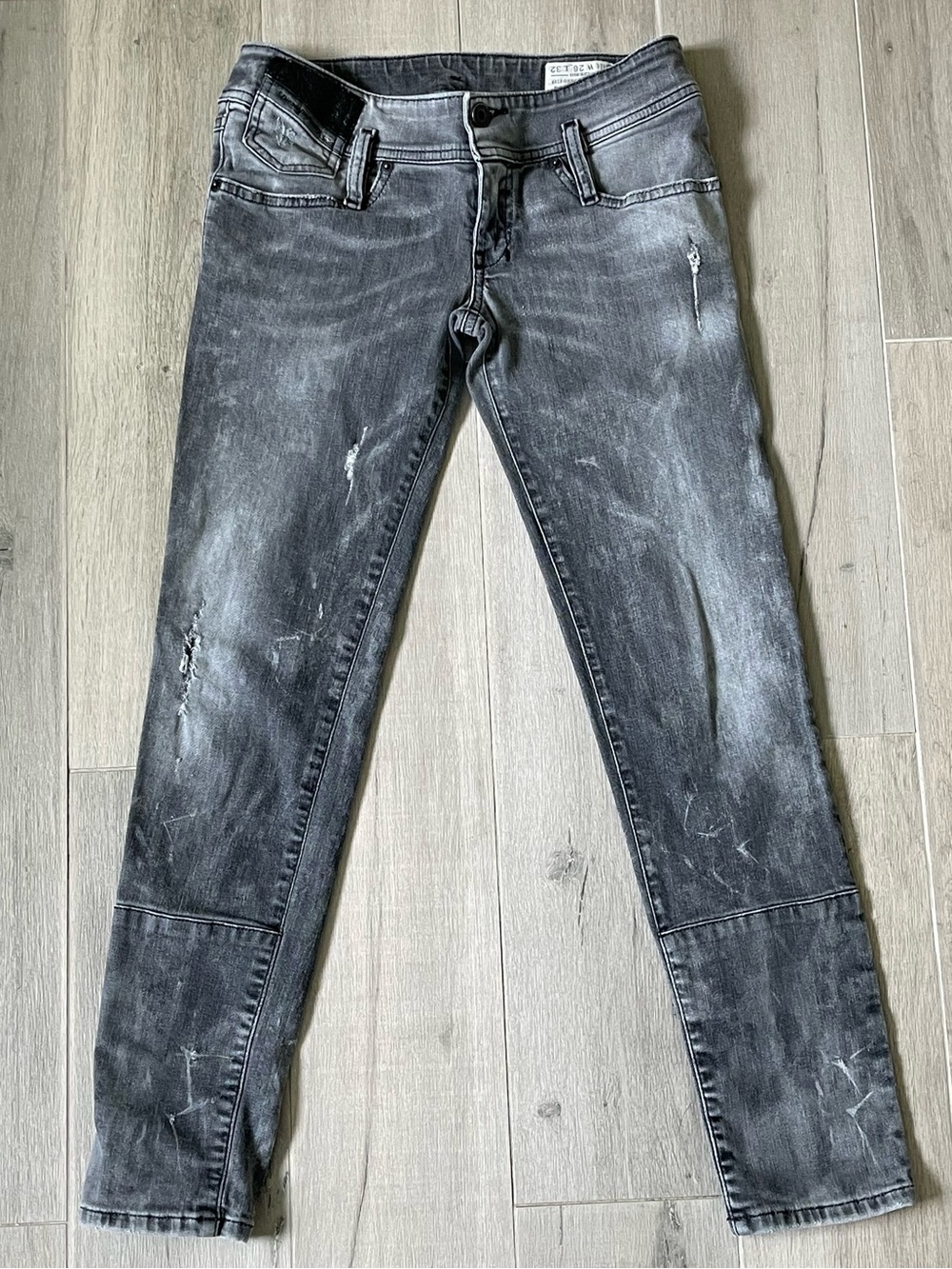 Diesel Matic-K2 Gray Distressed Skinny Jeans Size 26 Made in Italy Sequin Pocket